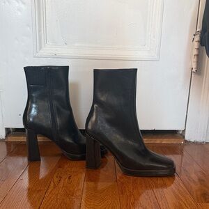 Steve Madden Black Heeled Boots never worn in public